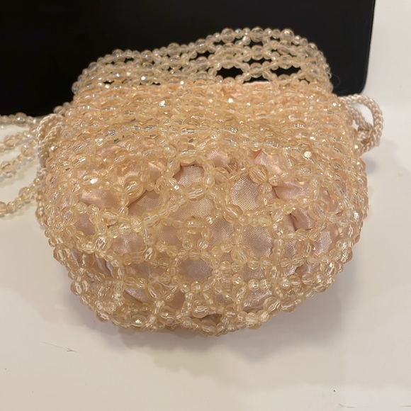 Beaded bucket style evening bag. O/S - Picture 7 of 12